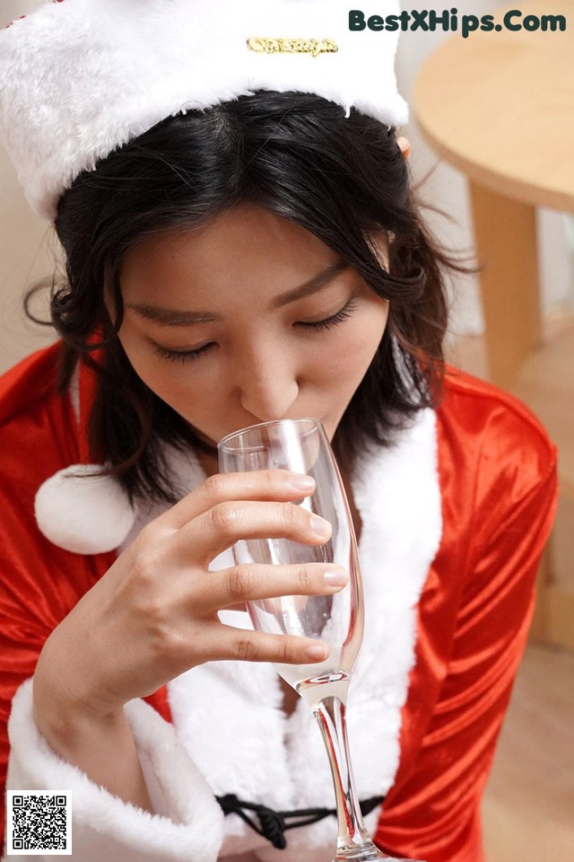 Emiri Momota - Pornterest Nekopoi Pornpictuers No.d52901