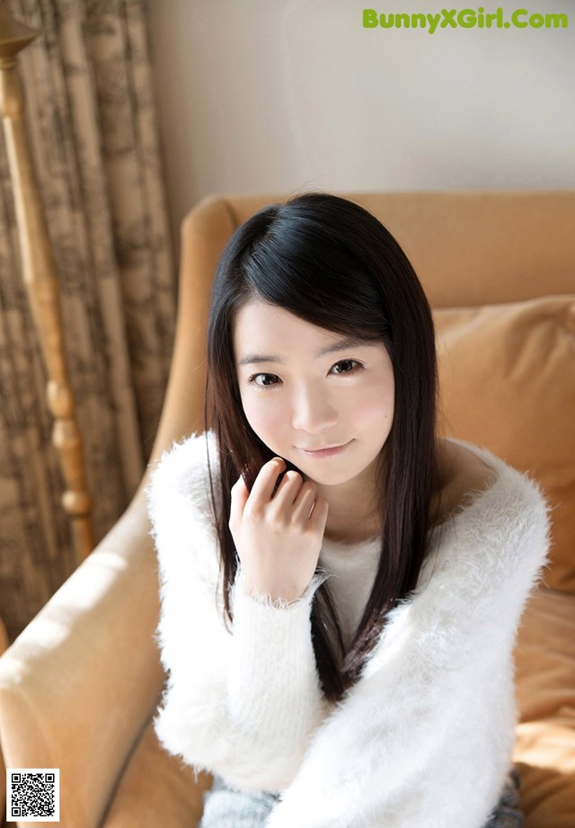 Yui Saotome - Sims Dining Table No.f7f2e1